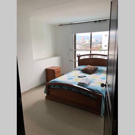 Apartamento Amoblado Con Excelente Ubicacion Pereira Ngoại thất bức ảnh