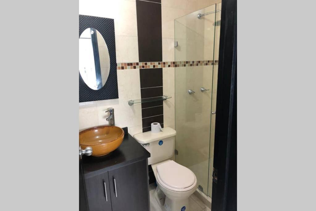 Apartamento Amoblado Con Excelente Ubicacion Pereira Ngoại thất bức ảnh
